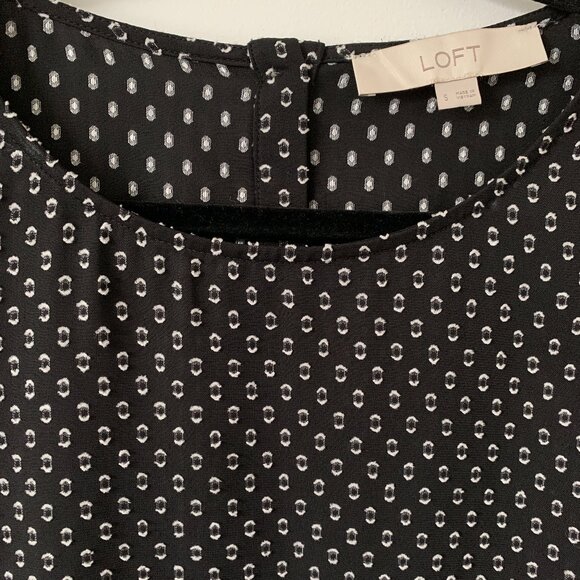 LOFT | Blouse size Small sheer black white textured dot ruffle ¾ sleeve - Picture 4 of 9